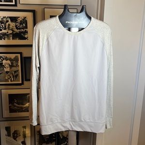 Lululemon Large White/Heathered Long Sleeve Baseball T